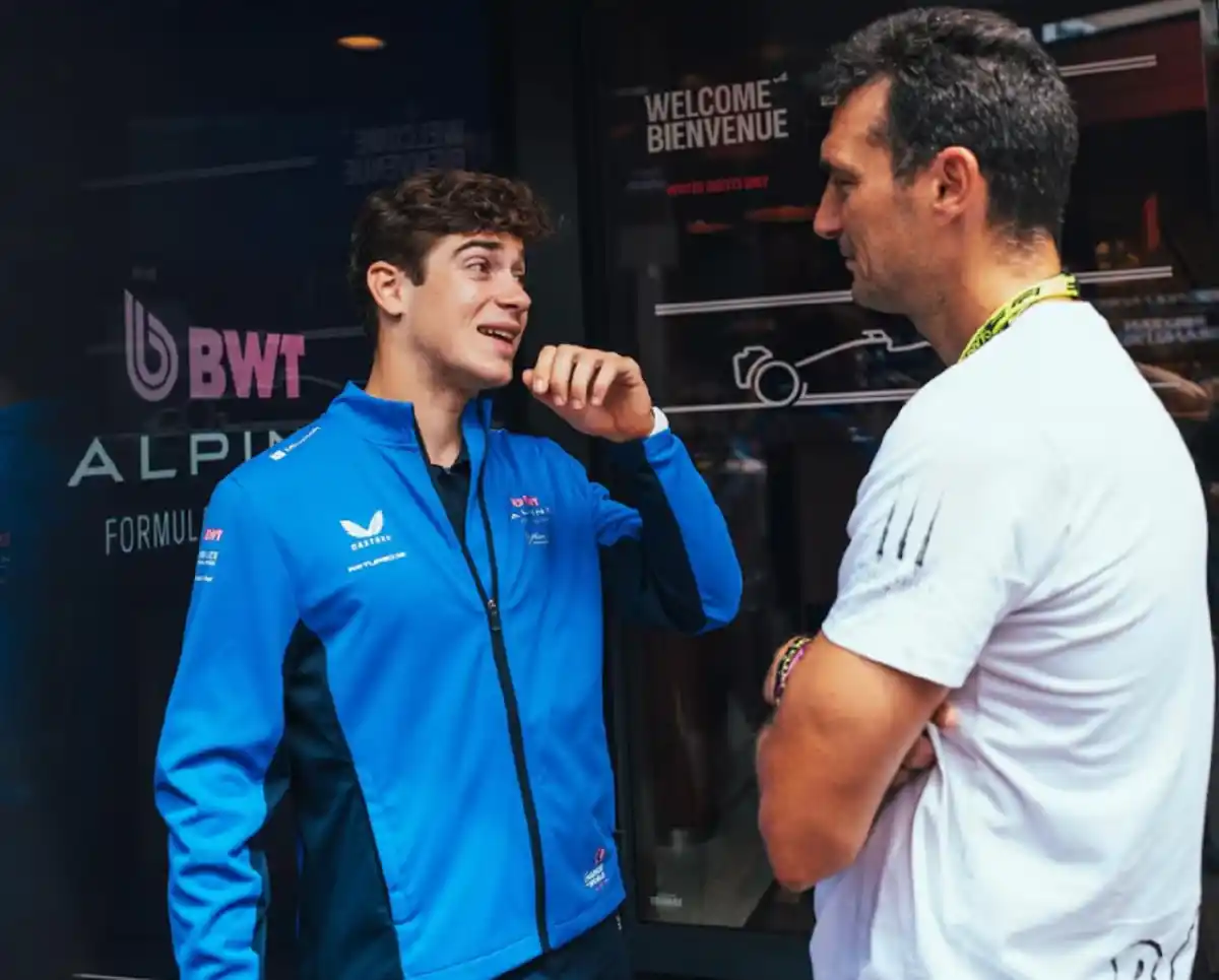 El mensaje de Lionel Scaloni para Franco Colapinto: Es un orgullo para nosotros tener un piloto