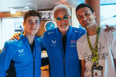 El mensaje de Lionel Scaloni para Franco Colapinto: Es un orgullo para nosotros tener un piloto