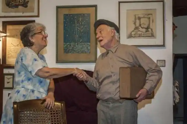 “DOMINÓ EN CASA”. Ezcurra y Tríbulo en la obra de Goloboff.