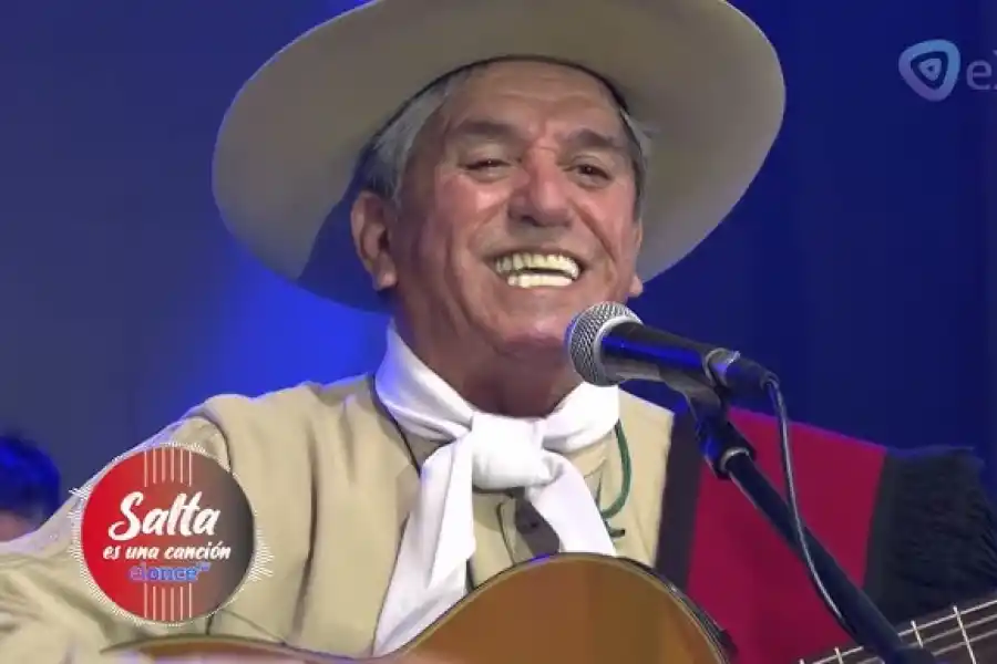 DESDE LAS VOCES DE ORÁN AL PRESENTE. Pitín Zalazar acredita años con el folclore.