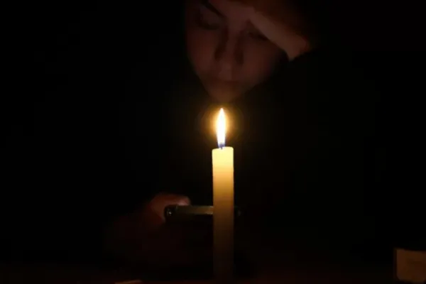 Enel confirma cortes de luz en la Región Metropolitana para este lunes: ¿qué comunas se verán afectadas?