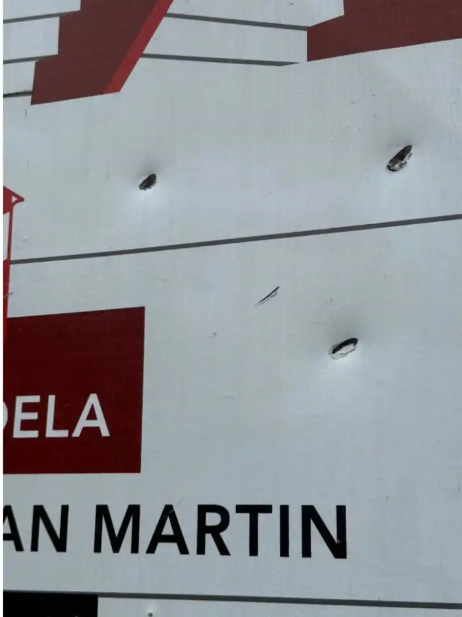 DETALLE. Las imágenes de las perforaciones fueron presentadas en la denuncia. 