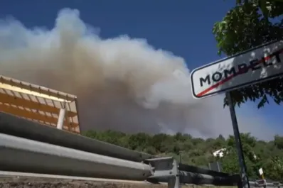 Tragedia en Ávila: muere un bombero forestal cuando se dirigía a combatir el incendio de Mombeltrán