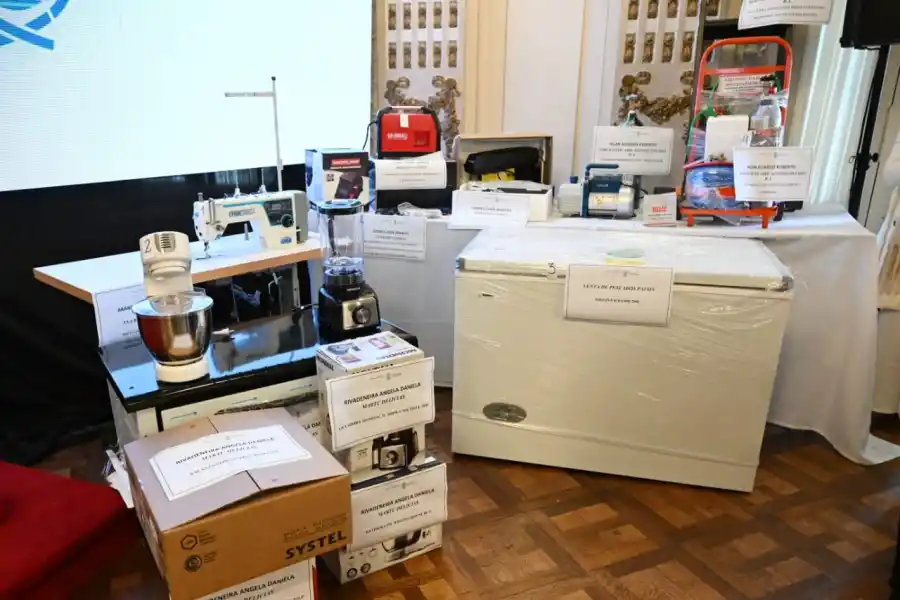 Apoyo a emprendedores tucumanos: el Gobierno entregó más de $52 millones en herramientas y créditos