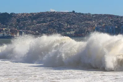 Estos son los horarios del posible tsunami en Chile tras el terremoto en Rusia