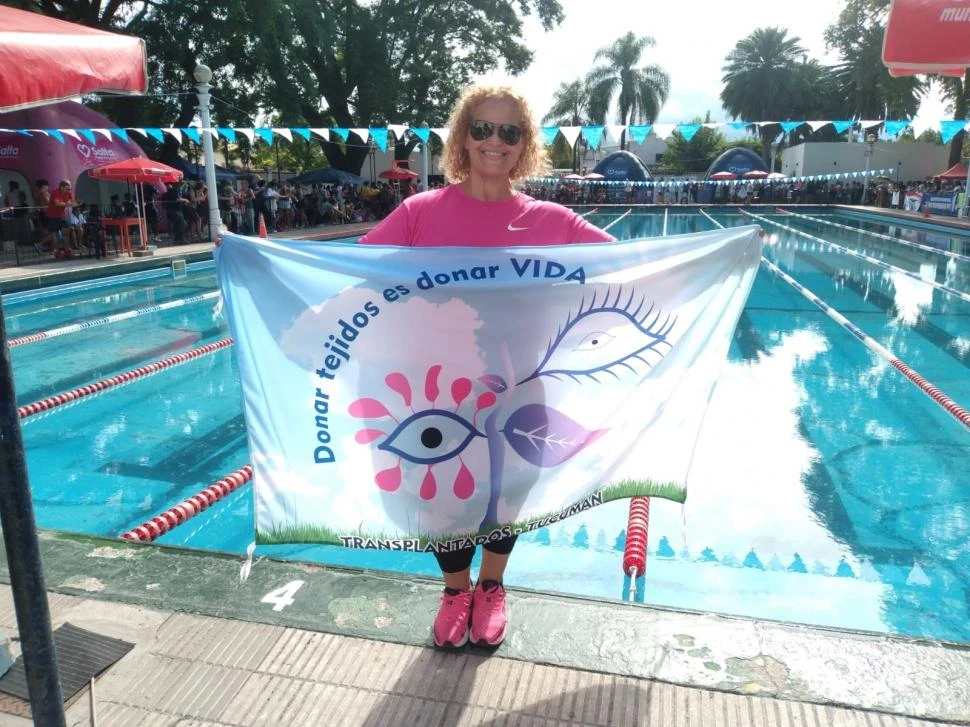 NUEVA CHANCE. Desde su trasplante Valeria es nadadora y dedica su vida a concientizar sobre la importancia de dar una segunda oportunidad.