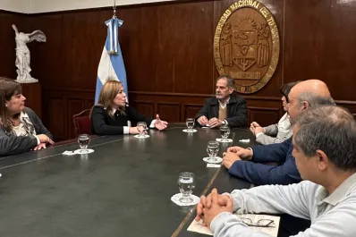 Convenio entre la UNT y la Biblioteca del Congreso: acceso, digitalización e intercambio académico