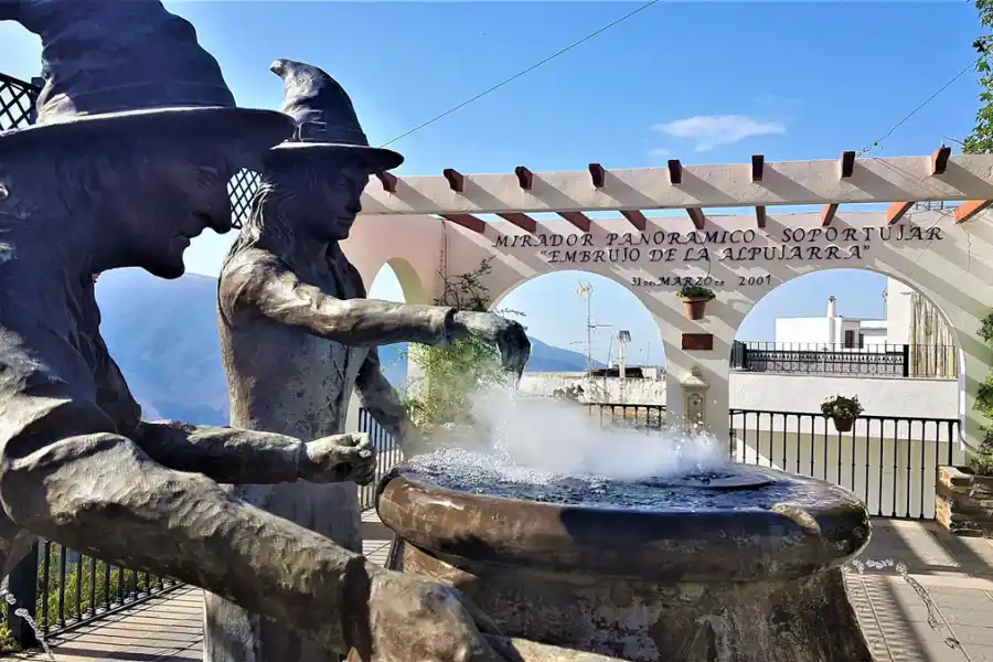 Turismo esotérico en Andalucía: Soportújar, el pueblo más embrujado de España