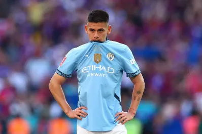 ¿Cuáles son los posibles destinos para Claudio Echeverri en este mercado de pases?