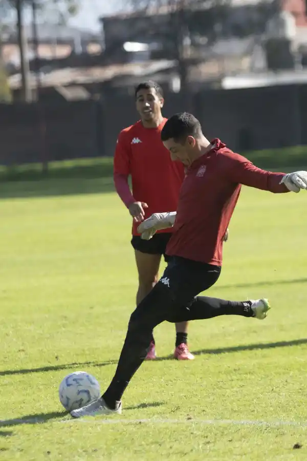 Dio sus primeros pasos en el fútbol en River y buscará eliminarlo con San Martín en la Copa Argentina