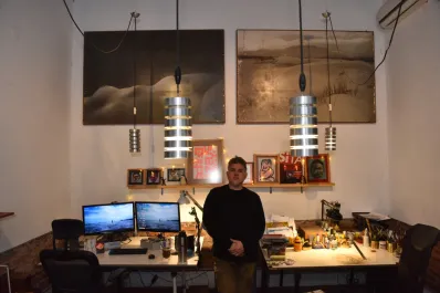 “El sistema del arte es muy ombliguista, tal vez por cierta desconexión con aspectos de la realidad”