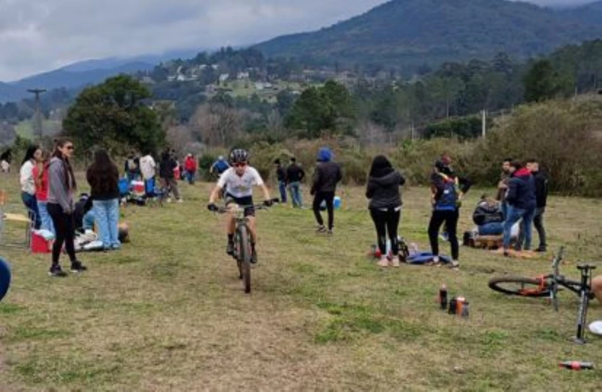 GRAN NIVEL. Leila Luque triunfó en su categoría y terminó segunda en la clasificación general de damas.