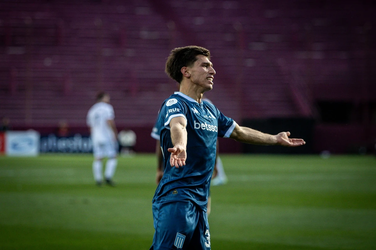 Racing venció a Riestra y espera por River o Unión en cuartos de final de Copa Argentina