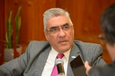 Daniel Abad: “La gestión provincial no le pone la soga al cuello al sector privado”