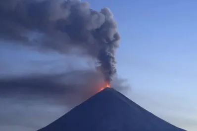 Alerta máxima: el volcán Kamchatka despertó luego de 450 años a causa de un gran terremoto