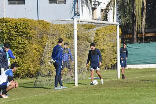 Pulga Rodríguez, otra vez en casa: el sorpresivo regreso del delantero al complejo de Atlético