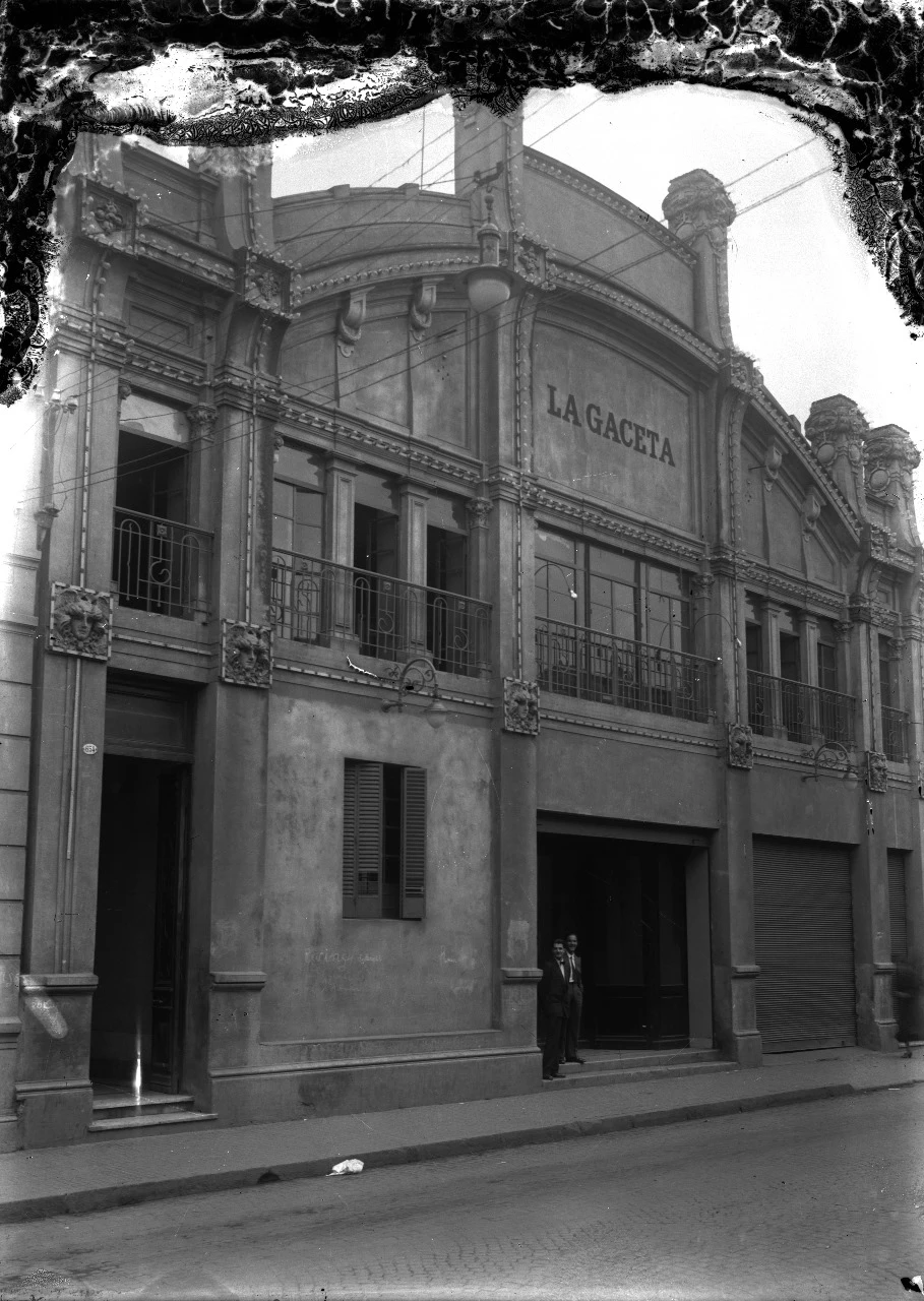 CASA PROPIA. En 1929 LA GACETA adquirió el local de Mendoza 654.