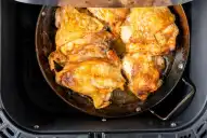 El pollo hace historia en la Argentina: desplazó por primera vez a la carne vacuna como la proteína más consumida