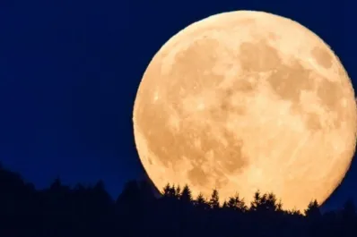 Superluna de Esturión 2025: cuándo y cómo ver la luna llena más brillante del verano