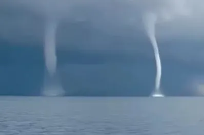 Trombas marinas causaron pánico entre turistas que disfrutaban de la playa en Italia