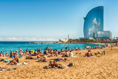 Veranear en España ya cuesta tanto (o más) que ir al Caribe