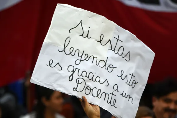 Paro universitario en Tucumán: El Gobierno 'expulsa' a los docentes y a los estudiantes, advierte Adiunt