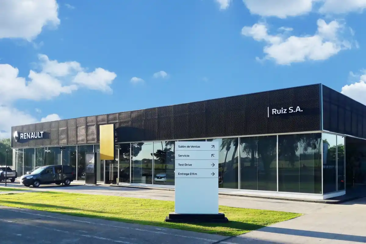 Ruiz Automotores, concesionaria oficial Renault en Tucumán, respalda esta apertura comercial de Mi Auto Ya. 