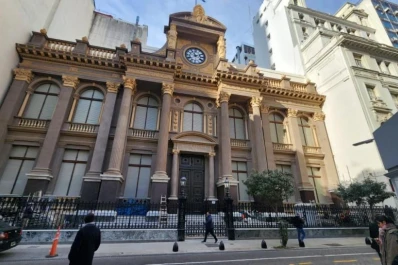 El “carry trade” vuelve a la carga para frenar al dólar