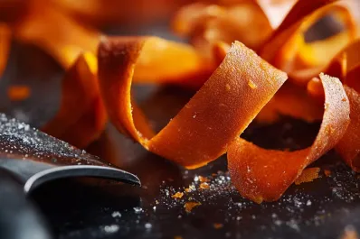 Cáscaras de zanahoria en las ventanas: los beneficios que desconocías de este uso