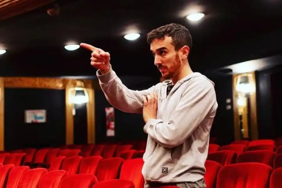 Teatro: la frustración atraviesa a Beto tanto como a todo el mundo