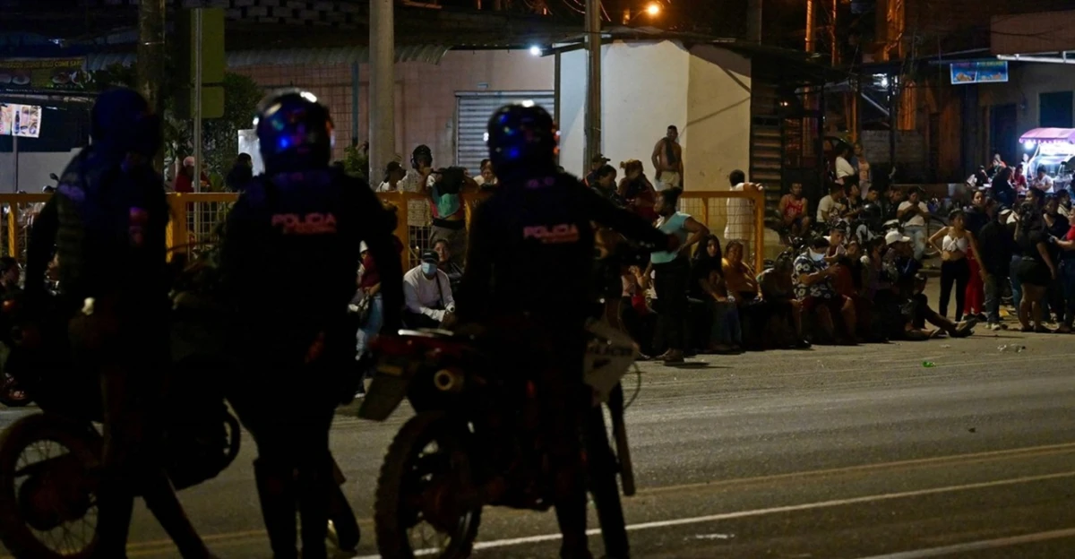 Masacre en la vereda de un boliche en Ecuador
