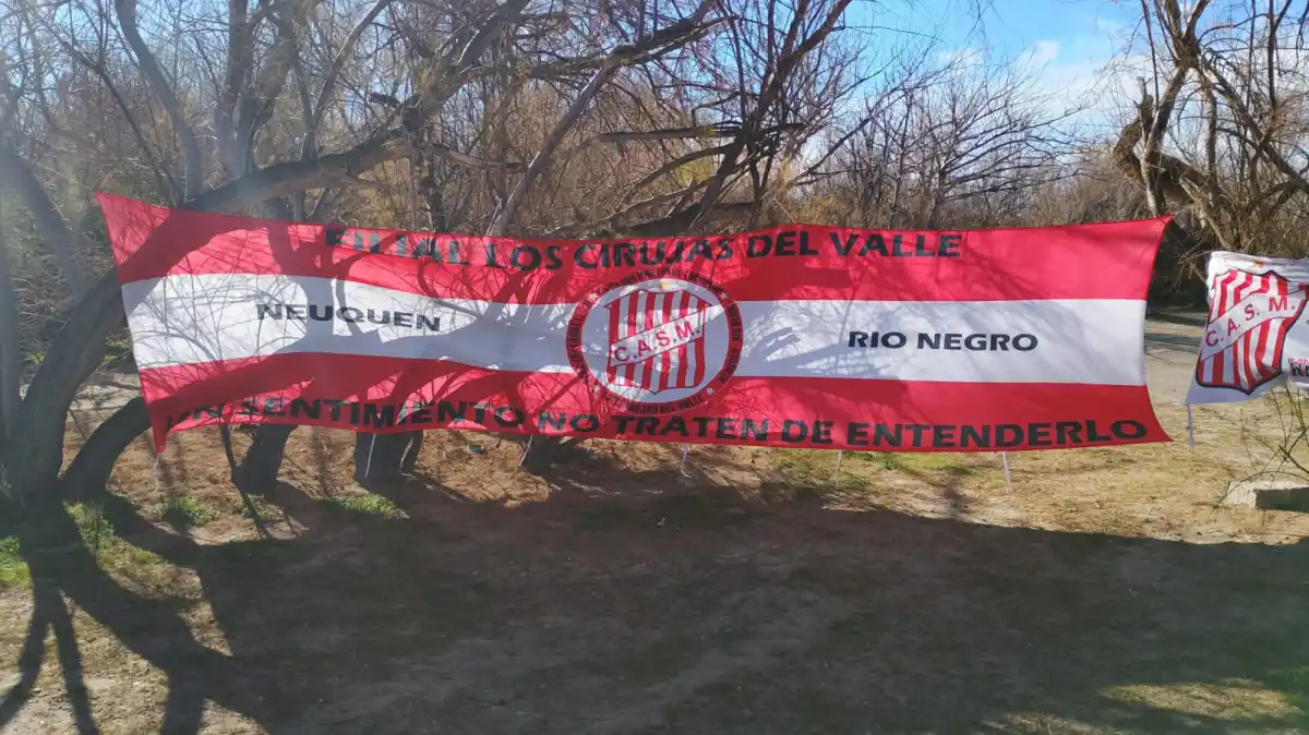 A kilómetros de casa: los “Cirujas del Valle” que cruzan la Patagonia para abrazar a San Martín