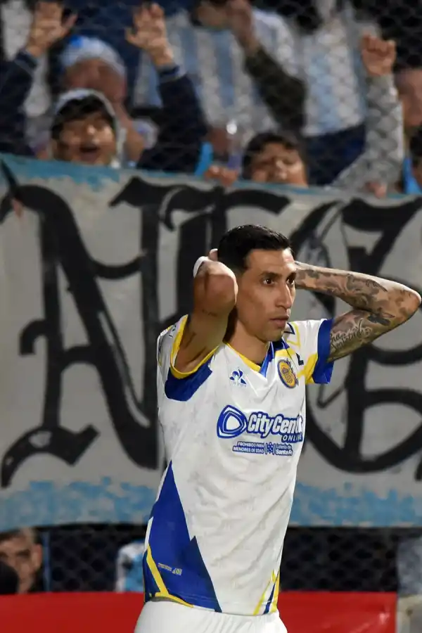 El Monumental José Fierro se rindió ante los pies de Ángel Di María