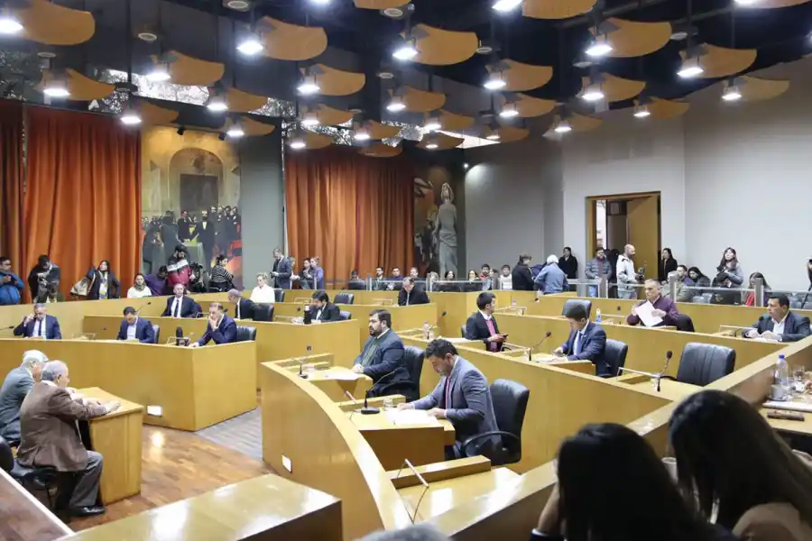 Breves de la política: Jaldo va a Manantial Sur para el reinicio oficial del Procrear II