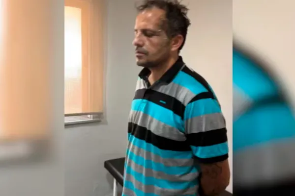 Insólita fuga en Caleta Olivia: un preso pidió ir al baño y escapó por la ventana de una comisaría