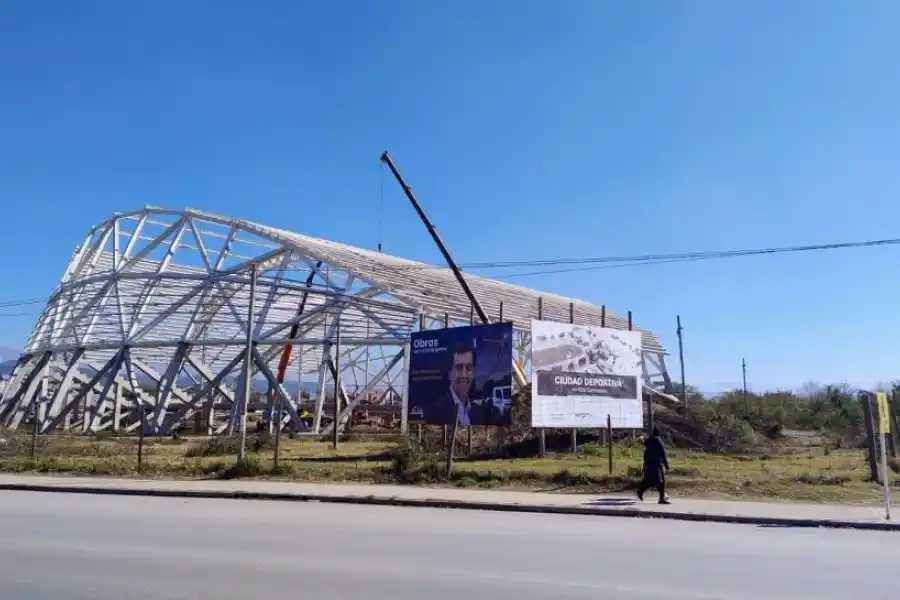 EN ESPERA. En la avenida Forestal, la proyectada“Ciudad Deportiva”