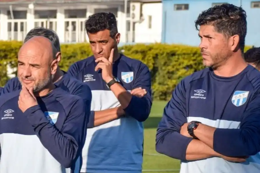 EN CARPETA. Orsi y Gómez dejaron un buen recuerdo entre los dirigentes del Decano.