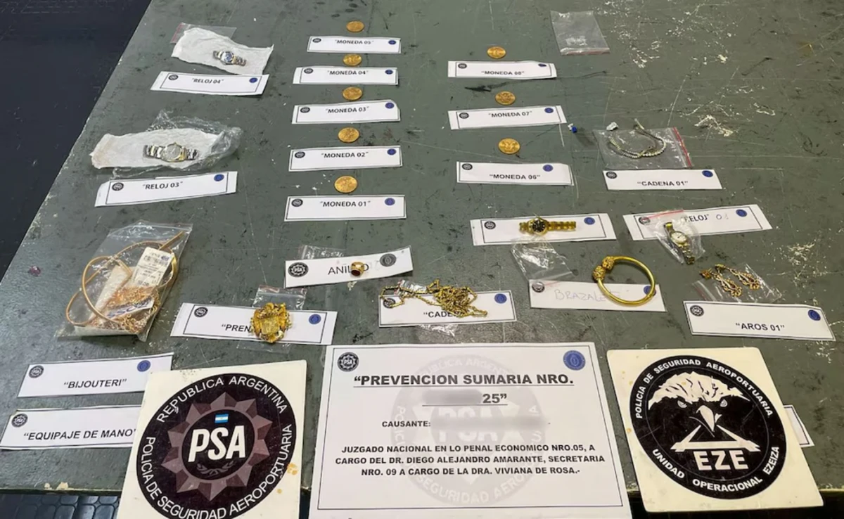 Una azafata de Aerolíneas Argentinas fue detenida en Ezeiza por intento de contrabando de lujo