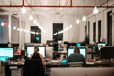 El 70% de los trabajadores sub-30 prefiere un empleo estable con horarios fijos