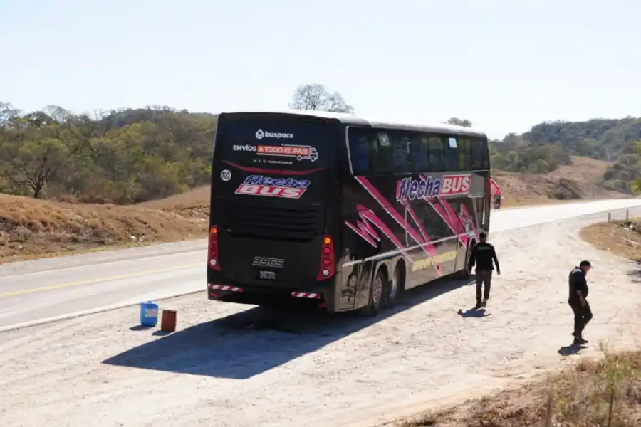 Pusineri hizo el primer cambio antes del partido: insólito viaje de Atlético Tucumán rumbo a Salta