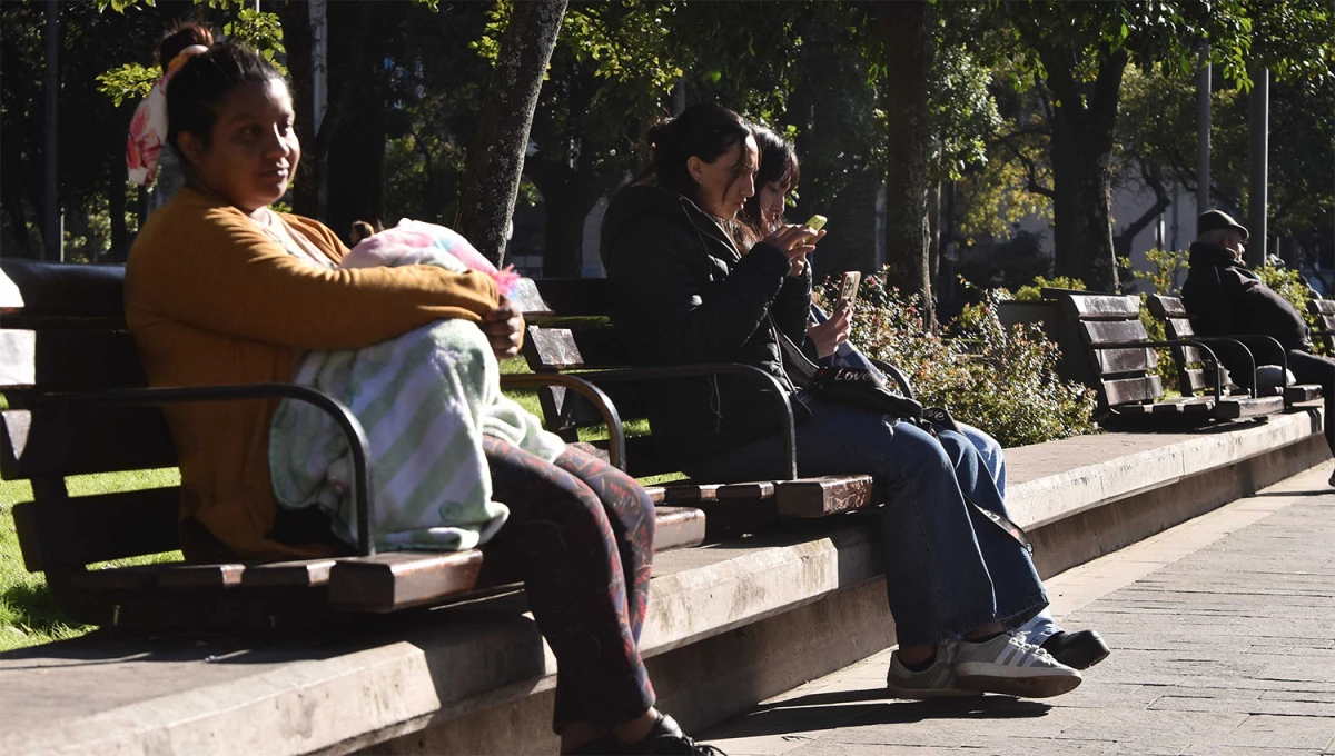 A CALENTARSE. El SMN anuncia una tarde soleada y agradable en toda la provincia.