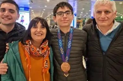 De Tucumán al mundo: dos hermanos con premios de excelencia