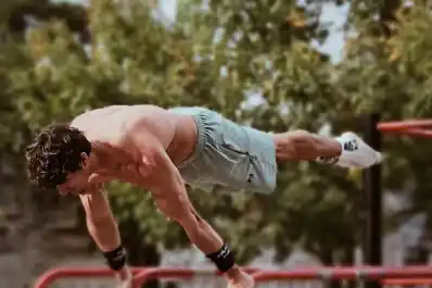 De Tucumán a Austria: un joven lleva su pasión por la calistenia hasta un Mundial