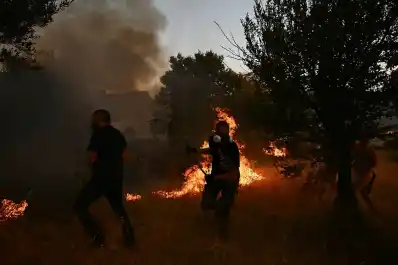 Incendios en España 2025: el Gobierno recibe aviones cisterna de Francia para apoyar la extinción