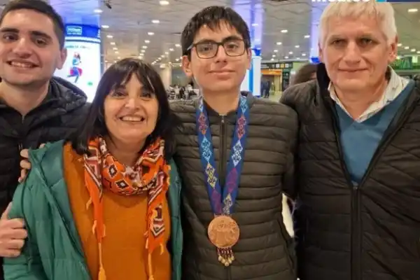 De Tucumán al mundo: dos hermanos con premios de excelencia