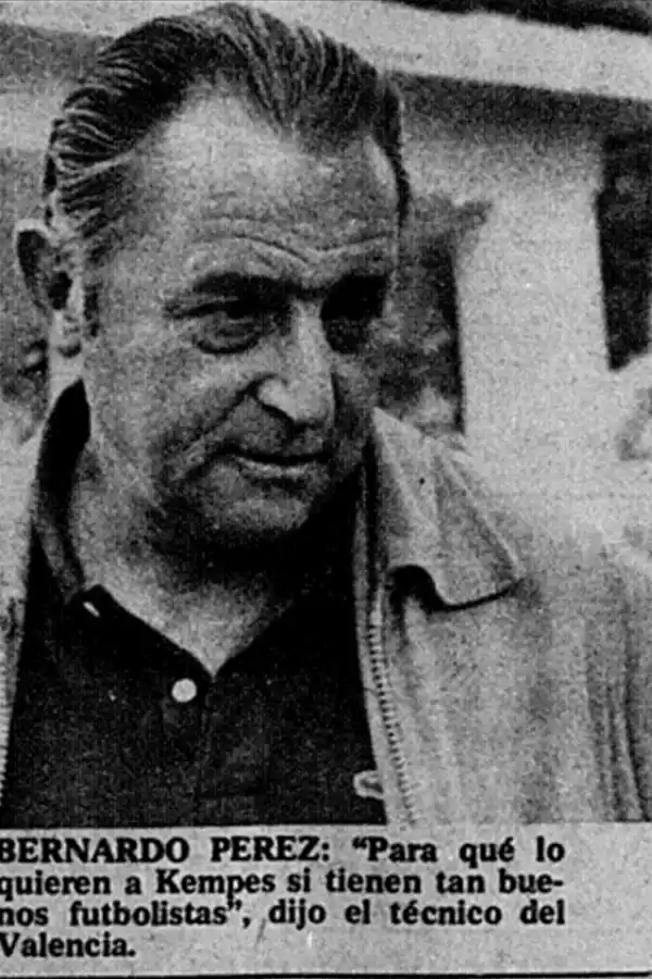 El día que Mario Alberto Kempes visitó el Hospital del Niño Jesús y dejó una postal conmovedora en Tucumán