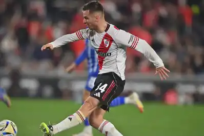 River goleó a Godoy Cruz y llega encendido al cruce de Libertadores