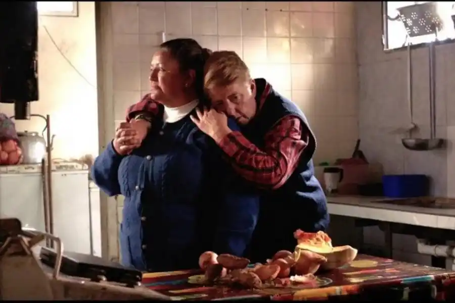 “EN VOS CONFÍO”. Película dirigida por Agustín Toscano.