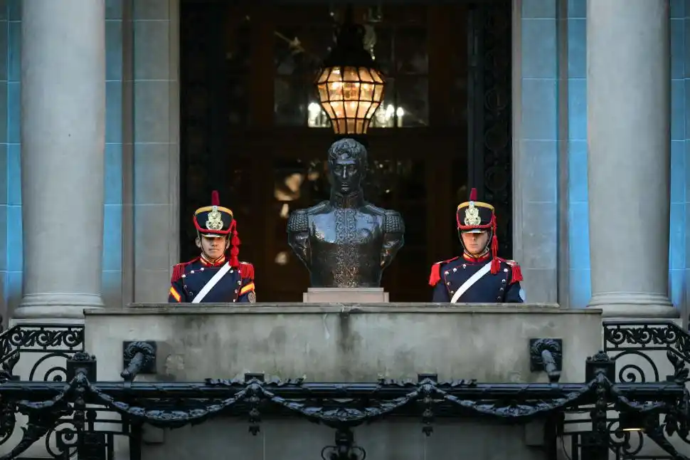 A 175 AÑOS DE SU MUERTE: Referentes provinciales confrontan sus visiones con la herencia del Libertador. afp