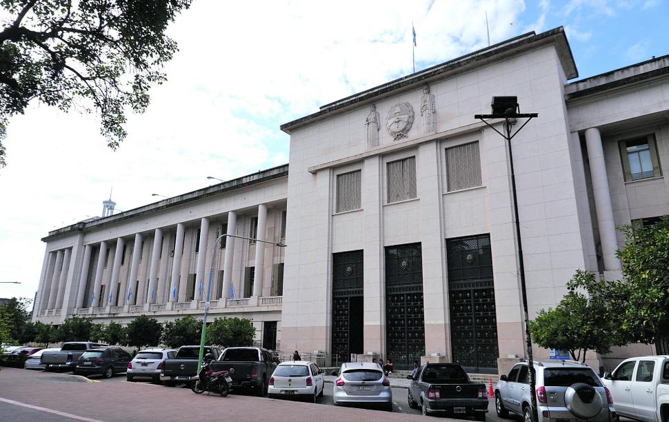 Crean un programa de aplicación de <b>Inteligencia Artificial</b> en la Justicia de Tucumán thumbnail